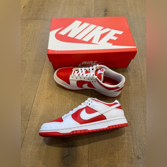 Nike Dunk Low Retro University Red/White - Picture 2 of 9